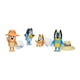 thumbnail image 4 of Paquete de 4 figuras Bluey Family Trip con figuras posables de 2.5 pulgadas, 4 of 5