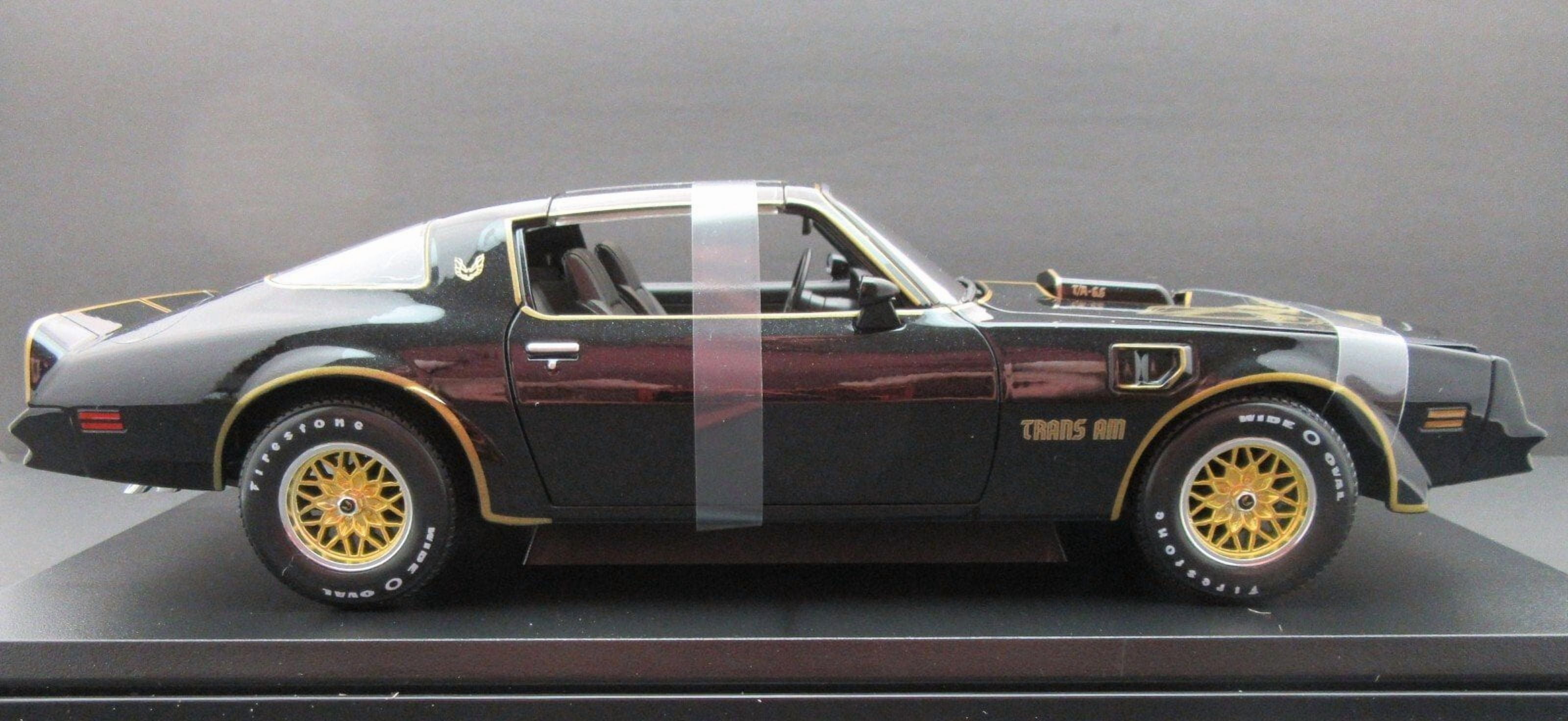 ミニカー Ertl 1/18 77 Pontiac Fire Bird TransAm 1:18 ERTL 1977 Pontiac Trans Am Firebird - YouTube
