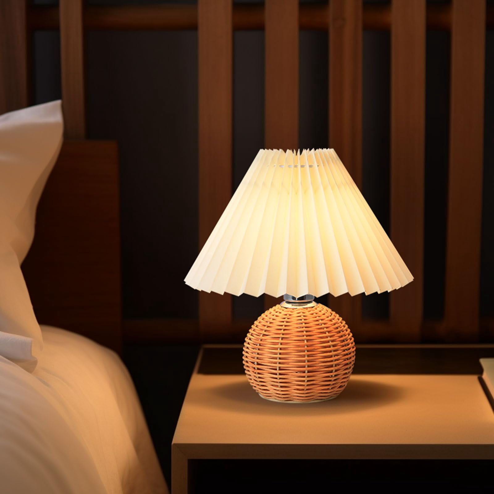 MEHOOM Pleated bamboo Table Lamp, Modern Bedside Nightstand Lamp with Beige Lampshade Rattan Metal Base, Table Lamps for Bedroom, Living Room, Home Office Decor