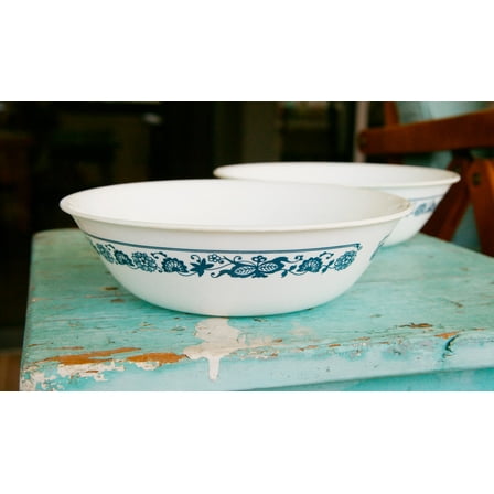 Vintage Corning Corelle Cereal Bowls Blue Onion Old Town Blue Coupe 4-Pack 6.25-Inch