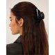 thumbnail image 4 of pinzas para el pelo con diseño de tortuga, estilo banana, de celuloide, color blanco y negro, accesorios de diseño francés para mujeres y niñas., 4 of 5