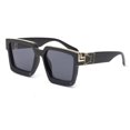thumbnail image 1 of Gafas de sol de montura grande Gafas de sol de moda europeas y americanas para mujer Gafas de sol para hombre, 1 of 5