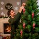 thumbnail image 1 of Caja de regalo de 3 bolas navideñas | Adornos colgantes creativos para árbol de Navidad con pintura a color | Adornos colgantes de bolas navideñas de plástico para fiestas, 1 of 6