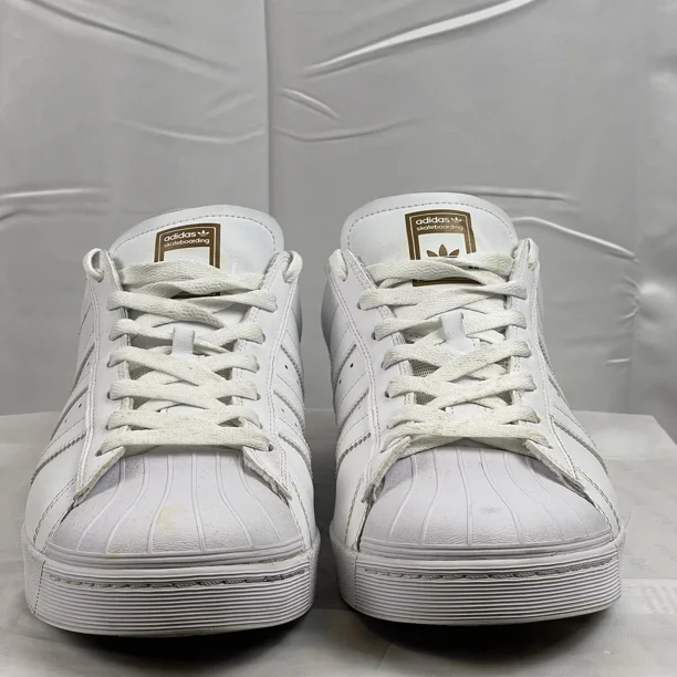 Ad-id-as Skateboarding Leather Sneakers Size 14 White Pee-Owned With Box