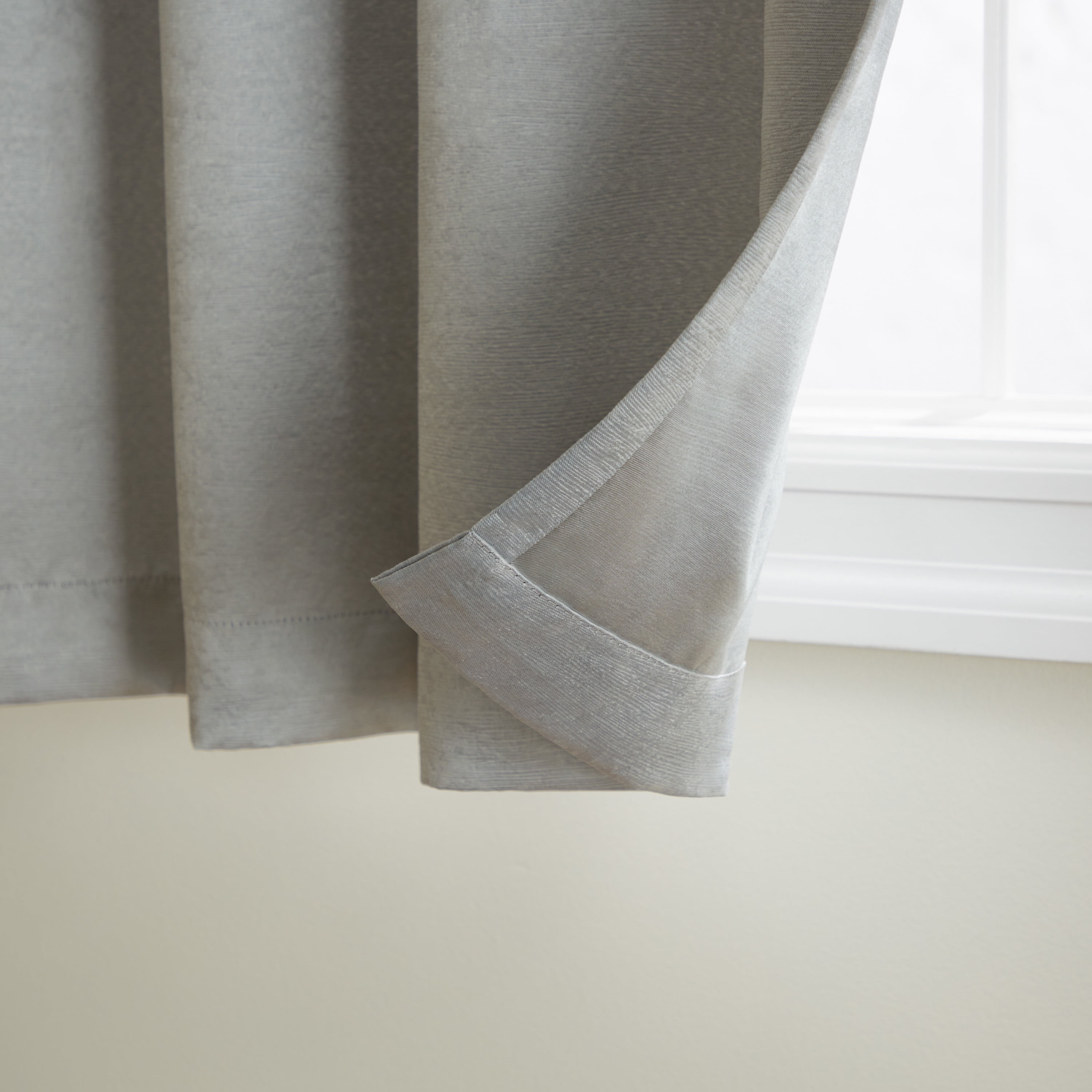 TOWN & COUNTRY EVERYDAY Lustre Solid Heavyweight Textured Sateen Indoor Curtains, Room Darkening Opacity, Grommet Top, Energy Efficient, 2-Pack Set, 52"x84", Silver