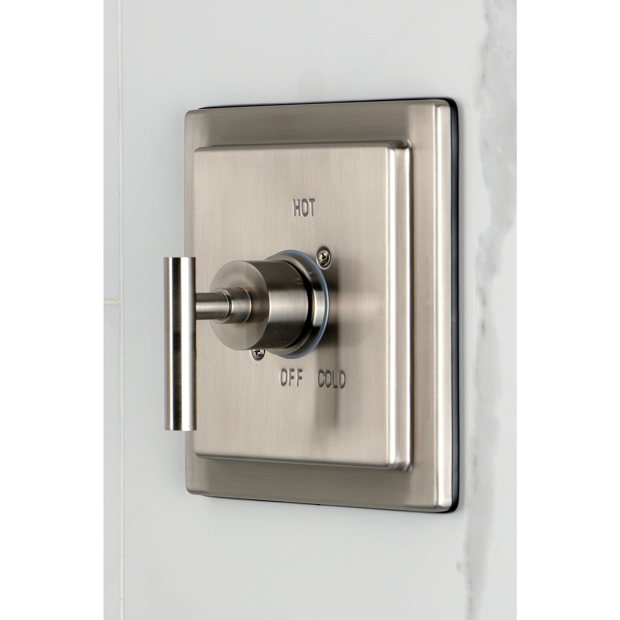 Kingston Brass KB8658CMLTO Manhattan Single-Handle Pressure Balanced Tub Faucet in Brushed Nickel