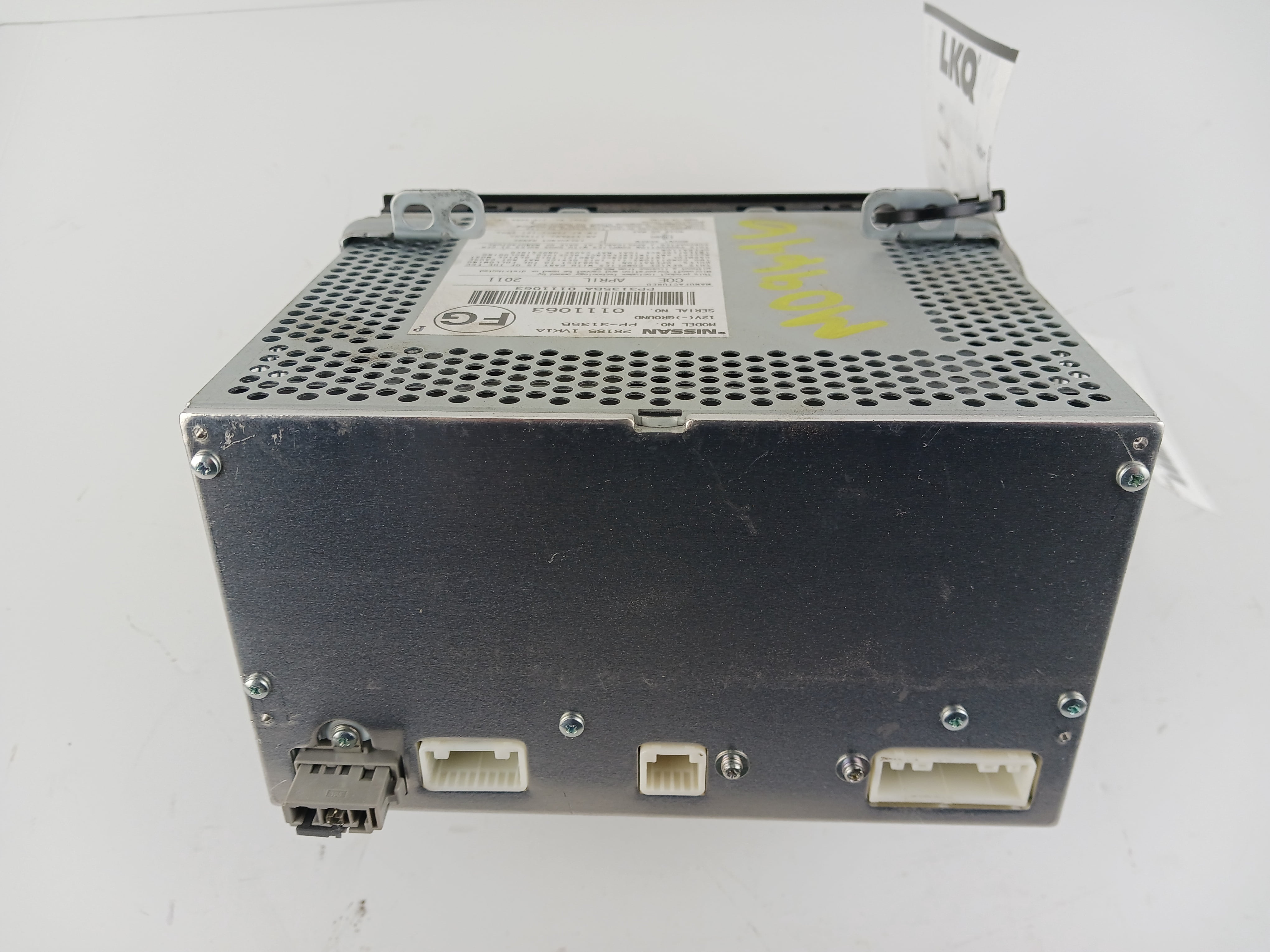 Pre-Owned 11 12 13 14 15 Nissan Rogue AM FM CD Radio Receiver OEM - Verify Specific Vehicle Fitment In Description - (Good)