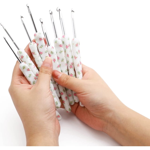 Ganchos de crochet con agarre suave y estampado floral, juego de ganchos de crochet de tacto suave, ganchos de crochet de metal livianos con mango plano ergonómico para manos artríticas, grifo