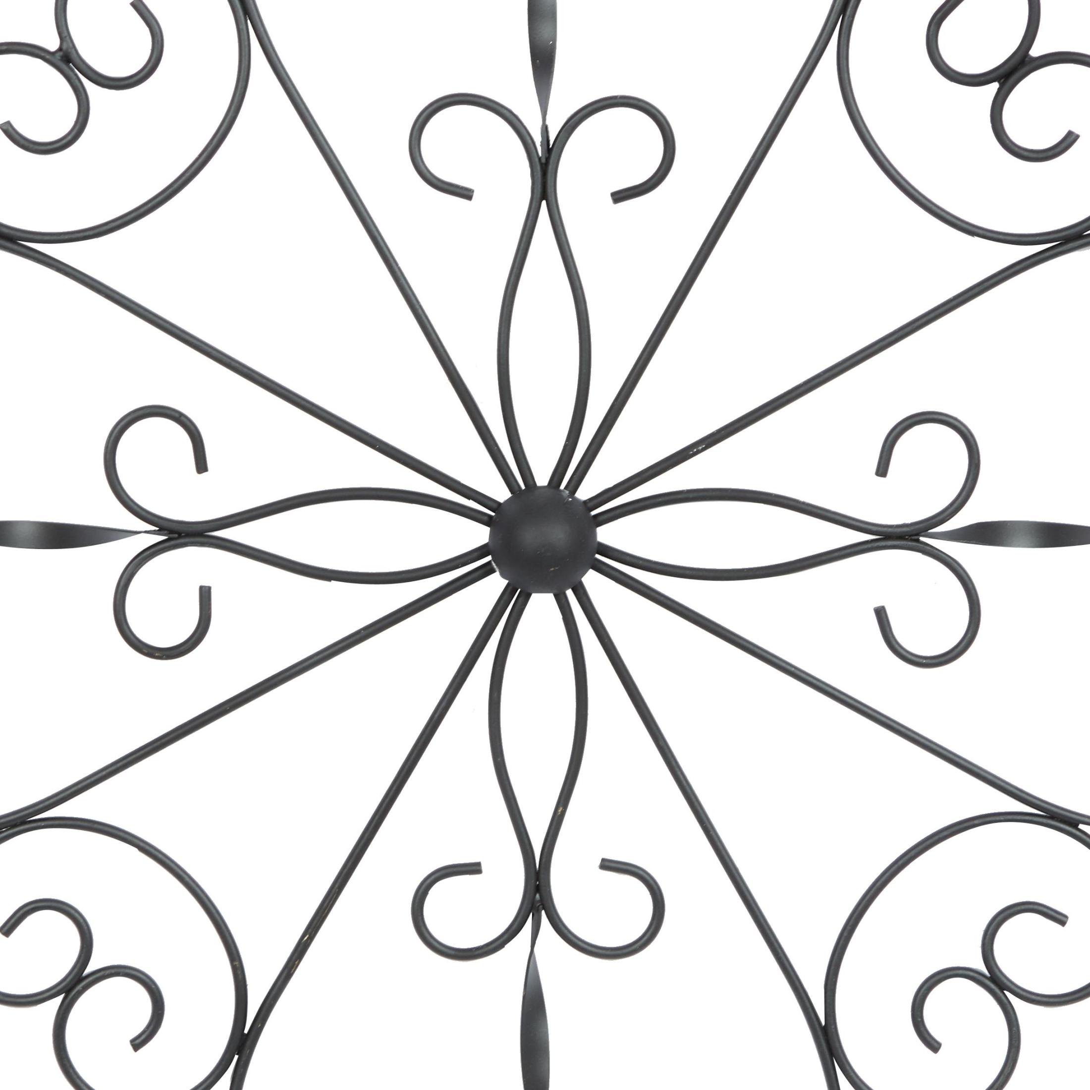 DecMode White Wooden Scroll Wall Decor with Metal Scroll Work