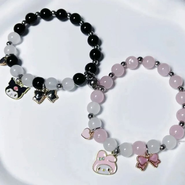 Sanrio pulsera de dibujos animados Kuromi Melody, pulsera magnética para pareja, joyería colgante, accesorios, regalos de cumpleaños para niña