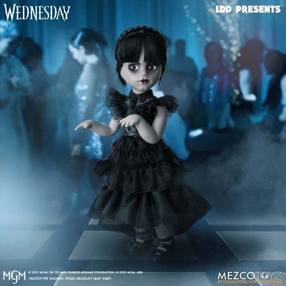 Mezco Toyz Poseable 14+ Years Dolls, Multicolor, 14.20" x 7.10" x 3.35"