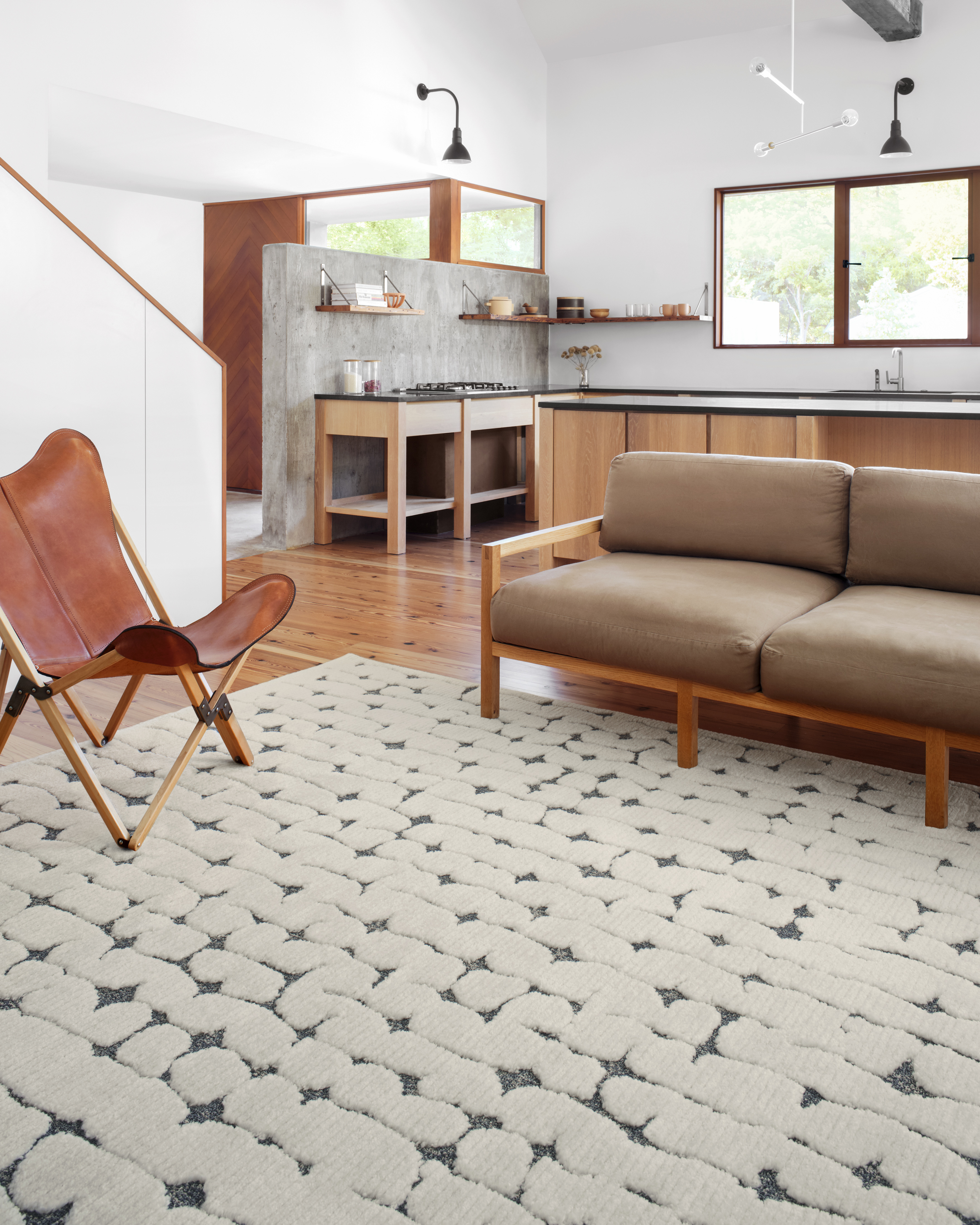 Loloi Hagen HAG-04 White / Navy Geometric Area Rug 5'-3" x 7'-8"