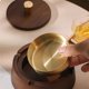 thumbnail image 5 of Cenicero de madera redondeado con tapa y revestimiento de acero inoxidable extraíble for interior y exterior., 5 of 6