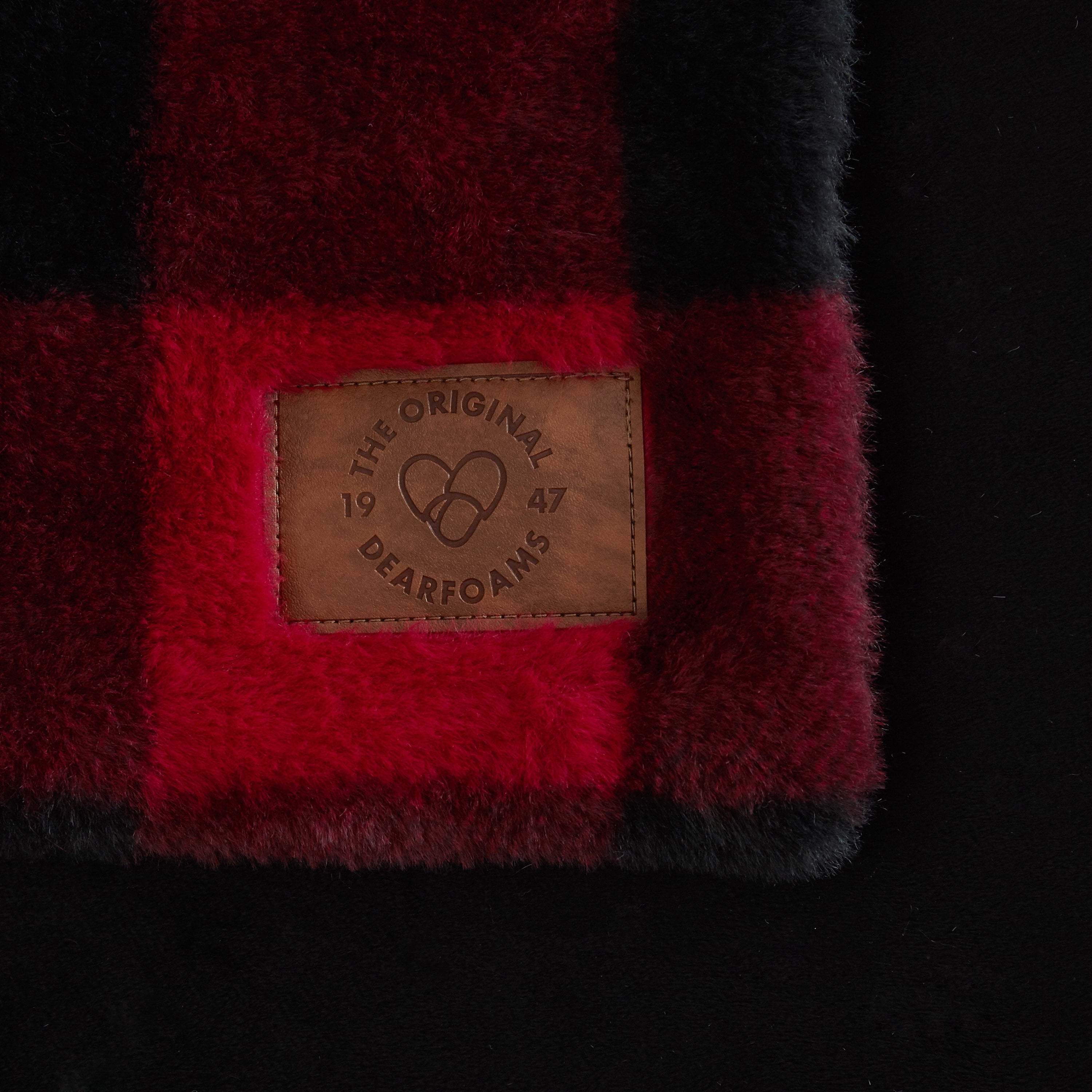 Dearfoams Red Buffalo Check Faux Fur with Micromink Reverse Throw, Red/Black, 50 in x 60 in