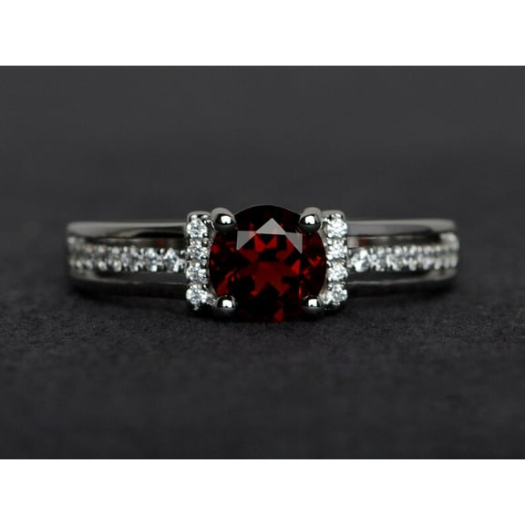 natural garnet ring 925 sterling silver solitaire engagement ring January birthstone red gemstone ring