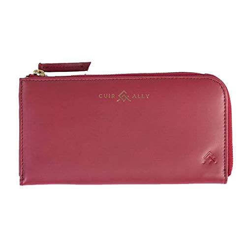 Women's Smart Clutch with Tracking Technology