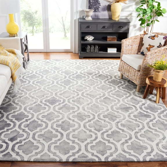 SAFAVIEH Dip Dye Jolyon Faded Geometric Wool Area Rug, Grey/Ivory, 5' x 8'