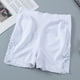 thumbnail image 4 of Pantalones cortos de viscosa de cintura alta para mujer, con encaje antidescoloramiento, tallas grandes., 4 of 5
