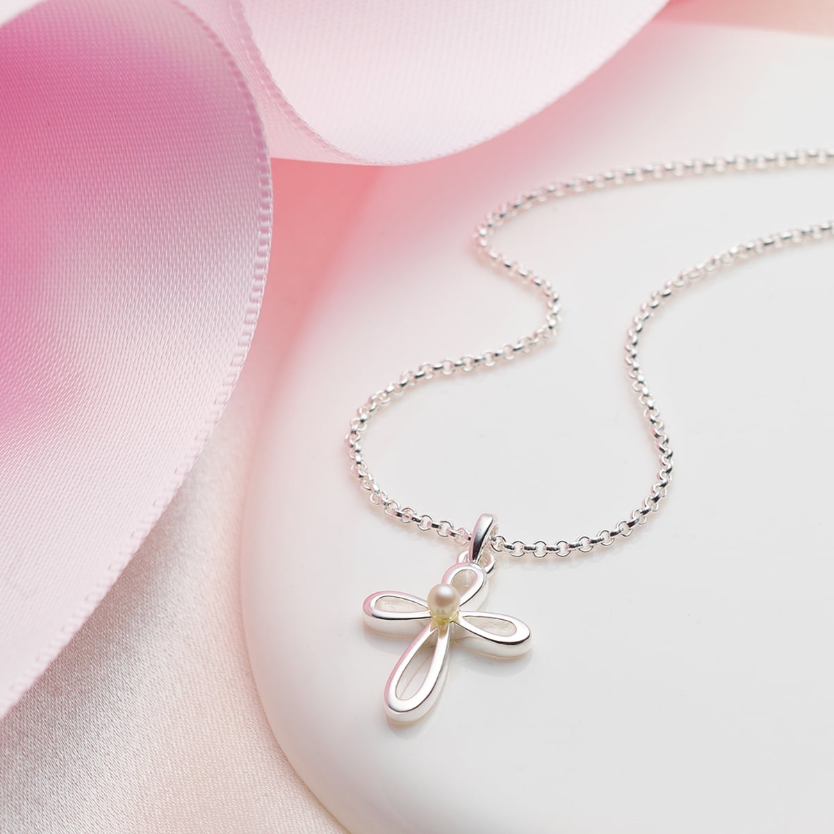 Molly B London Sterling Silver & Natural Pearl Cross Necklace, 16 in Belcher Chain