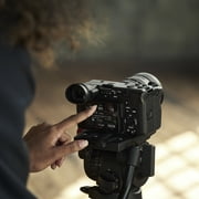 Sony Cinema Line FX2 Full-frame Cinema Camera featuring Dual Base ISO (800/4000), Over 15 stops of Dynamic Range, Compact Design, Still Image Capture and Engineered for Filmmakers