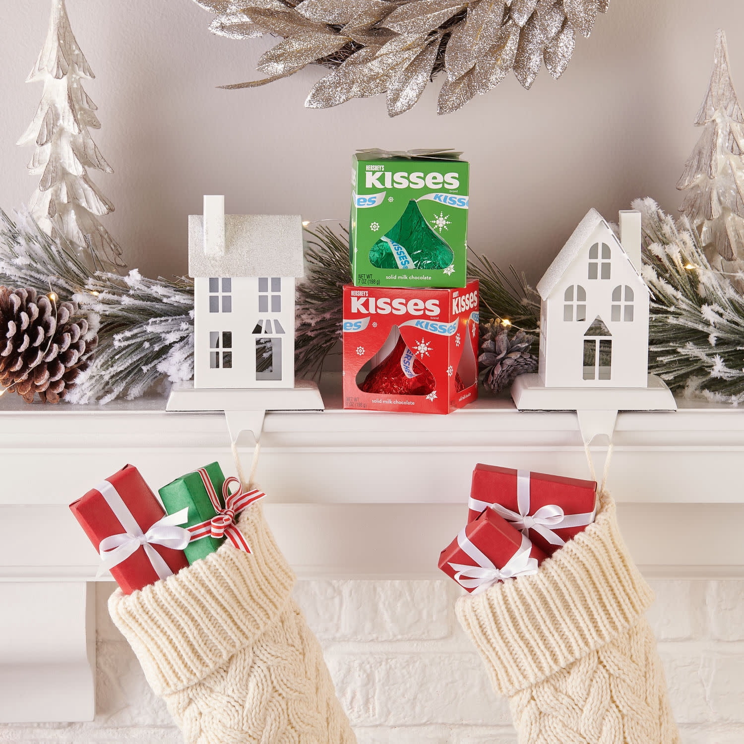 (2 pack) Hershey's Kisses Solid Milk Chocolate Christmas Candy Stocking Stuffers, Gift Box 7 oz