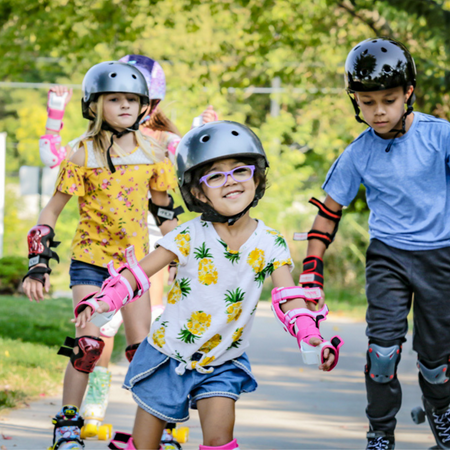 Size 11-2 Roller Derby EZ Roll Adjustable Hello Kitty Skate, Size 11-2