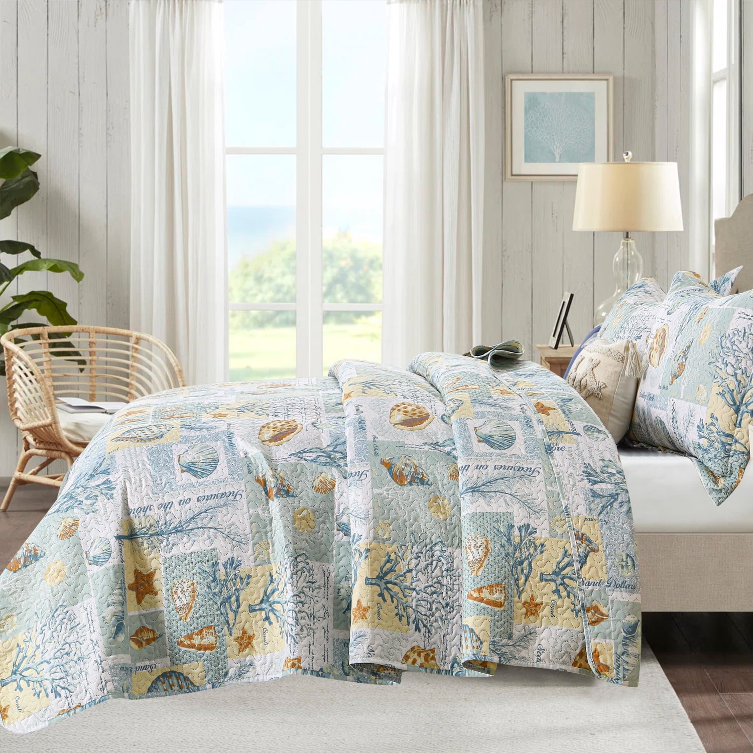 Kebury Ocean Beach Theme Quilts Bedding Set Queen Size Lightweight Patchwork Coastal Bedding Letter Printed Coverlets Conch Seashell Starfish Seaweed Bedspreads (1 Quilt, 2 Pillow Shams)