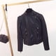 thumbnail image 1 of ZHAOCHENG Chaqueta corta de moto ajustada, primavera y otoño 2024, chaqueta de cuero de imitación PU, chaqueta de moto ajustada, 1 of 5