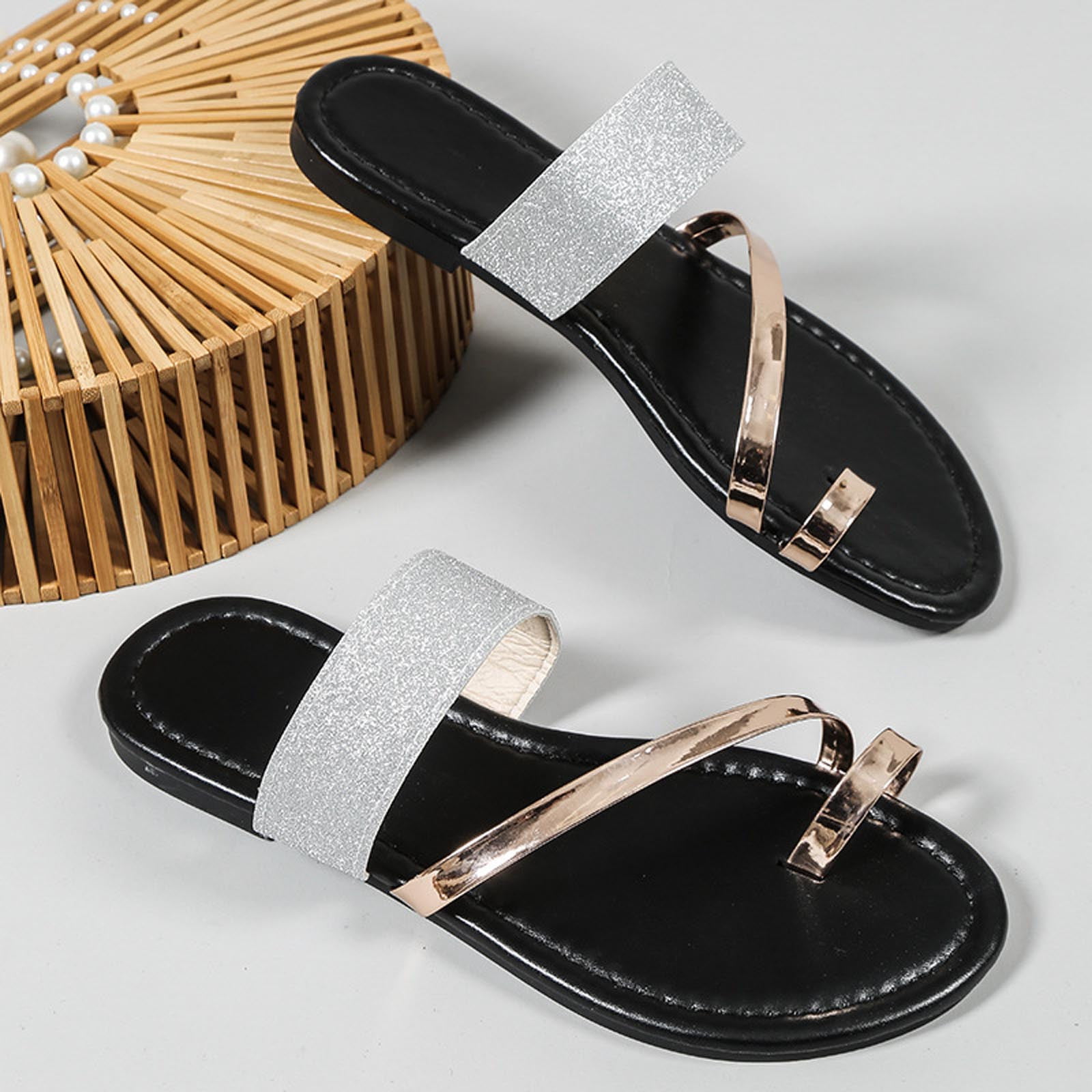 Rhinestone Toe Ring Flat Sandals Womens Summer Fashion Flip Flops With Slip  On Orthopedic Beach Sandals From Chejun, $16.74 | DHgate.Com