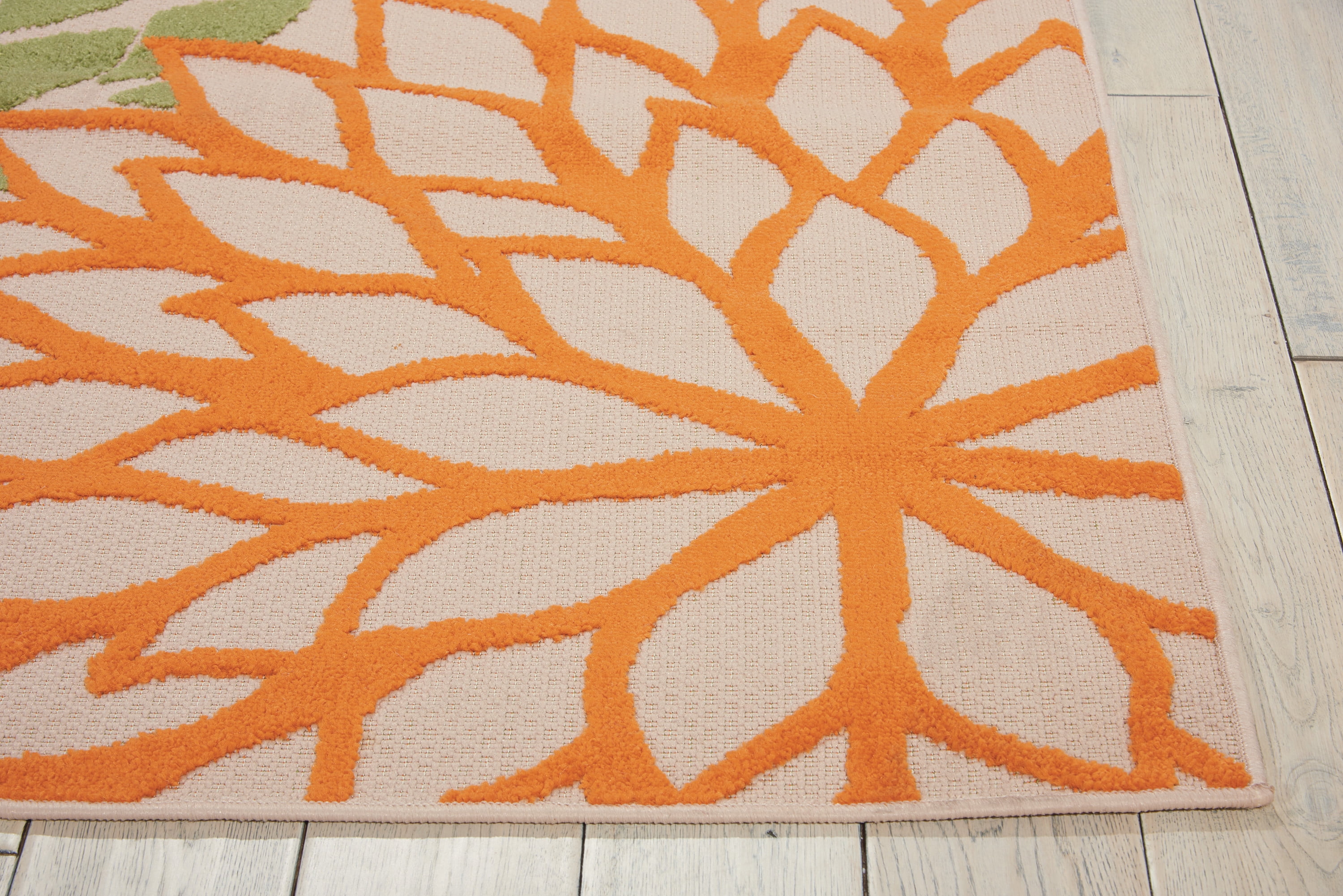 Nourison Tropical Oasis Indoor/Outdoor Modern Floral Green 3'6" x 5'6" Area Rug, (4' x 6')