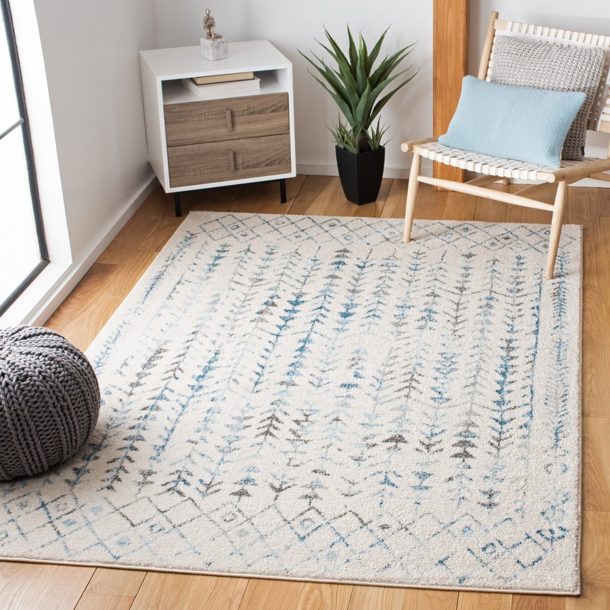 SAFAVIEH Tulum Goddard Moroccan Geometric Area Rug, 6'7" x 6'7" Square, Ivory/Turquoise