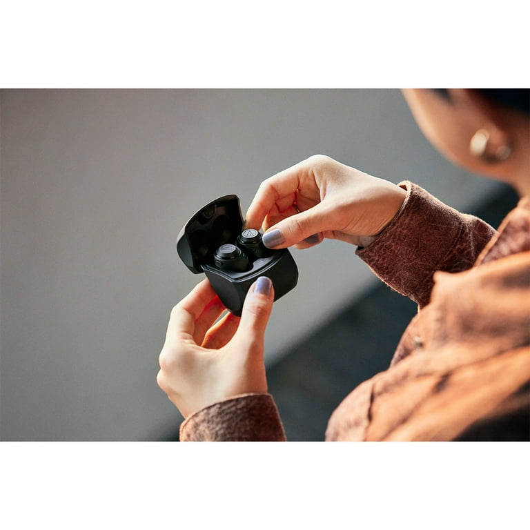 Audio-Technica ATH-CKS50TW Bluetooth Wireless Music Earbuds Audio-Technica ATH-CKS50TW Bluetooth Wireless Music Earbuds