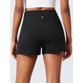 thumbnail image 2 of Shorts CRZ YOGA Butterlift de tiro alto negro mediano, 2 of 5
