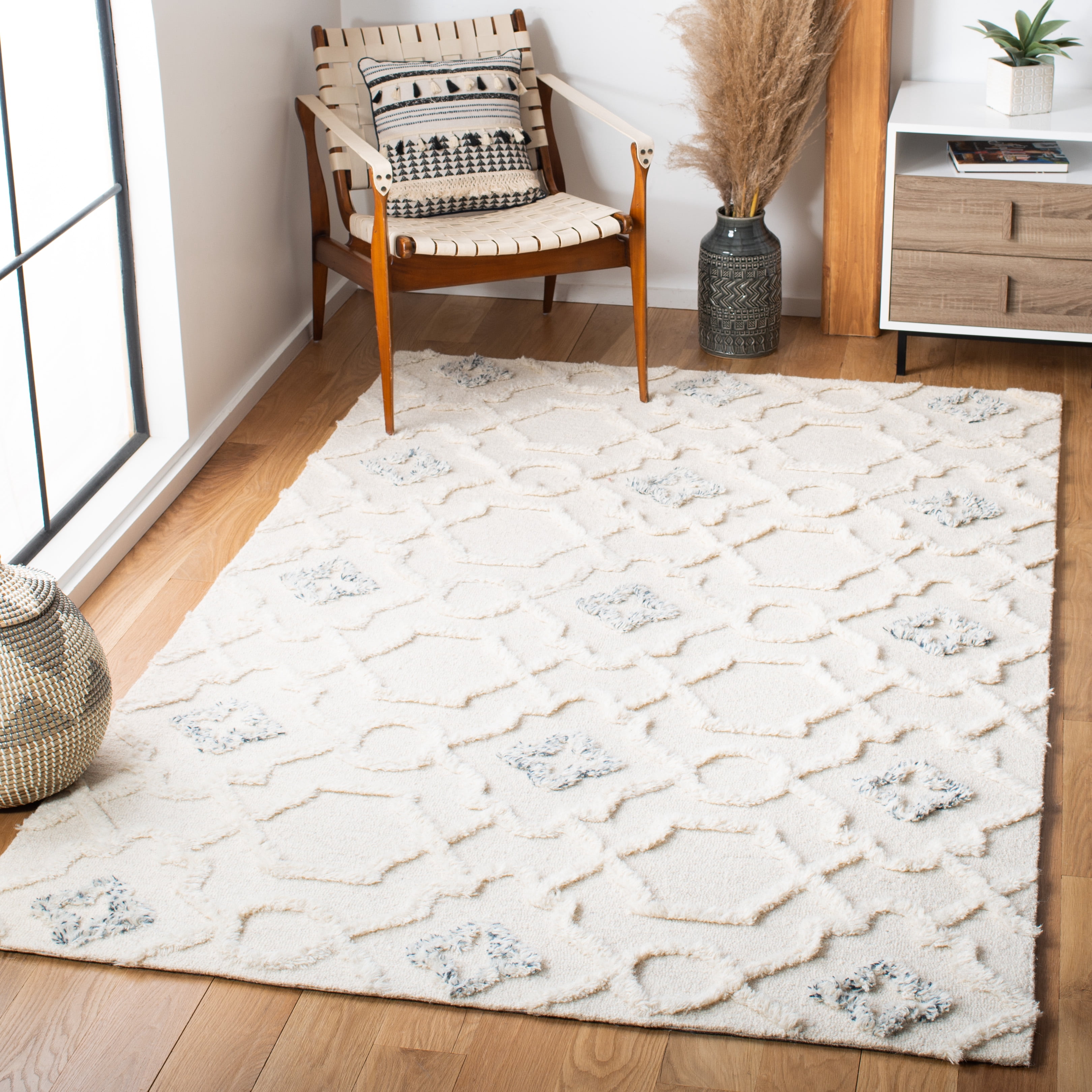 SAFAVIEH Casablanca Yasmin Medallion Wool Area Rug, Ivory, 6' x 9'