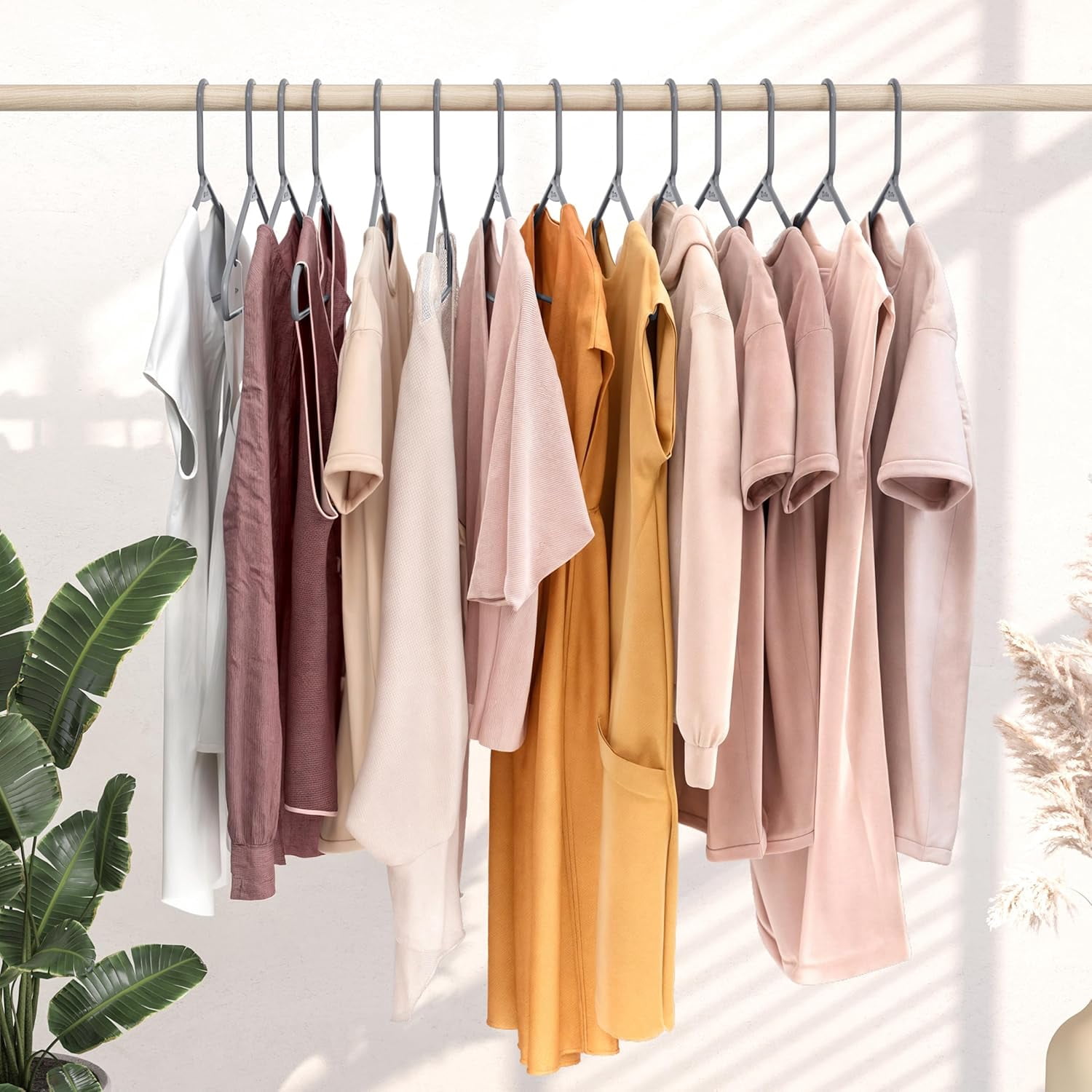 Plastic Hangers 20 Pack Grey - Clothes Hangers - Makes The Perfect Coat Hanger and General Space Saving Hangers for Closet and New Apartment Essentials - Percheros Ganchos para Colgar Ropa Hangars