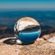 thumbnail image 1 of Bola de cristal para fotografía, bola de lente transparente, esfera de cristal, bola de meditación para fotografía, adivinación, decoración artística, 1 of 5