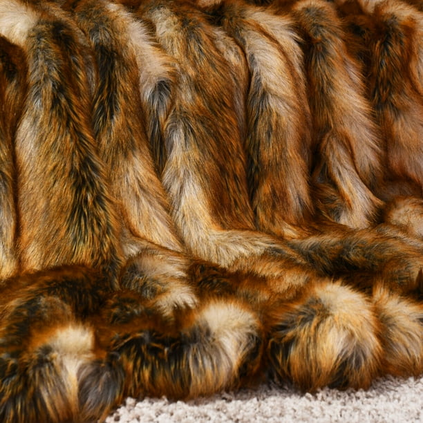 Gymax Luxury Faux Fur Throw Blanket w/ Reversible Design Couch Bed 84