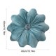 thumbnail image 3 of Cojín decorativo con forma de flor, suave y aterciopelado, ideal para sofá, cama o sala de estar. Decoración floral para el hogar., 3 of 6