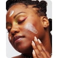 thumbnail image 3 of Sérum Anti-Taches de Rousseur, Éclaircissant et Rafraîchissant, Réduit les Taches Jaunes, Élimine les Taches de Rousseur, Élimine les Cicatrices, Élimine les Taches de Rousseur, Contient des Ingrédients Sûrs, Sérum Anti-Taches Testé Efficace, 3 of 5