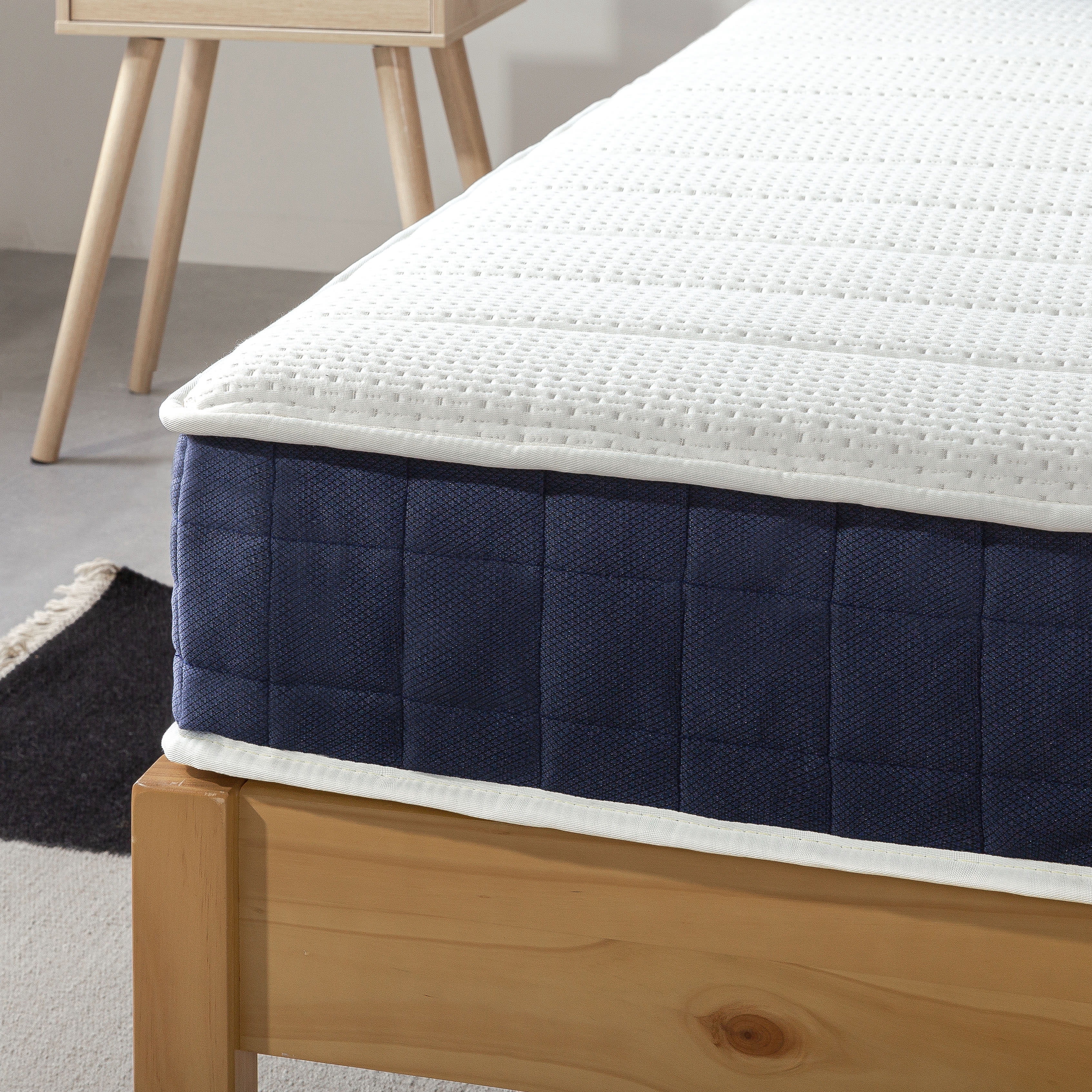 Mellow Rena 8" Green Tea Memory Foam Pocket Spring Mattress, Queen