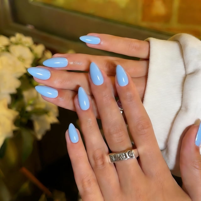 JOYVVEW Uñas postizas adhesivas cortas almendradas azul brillante 30 piezas