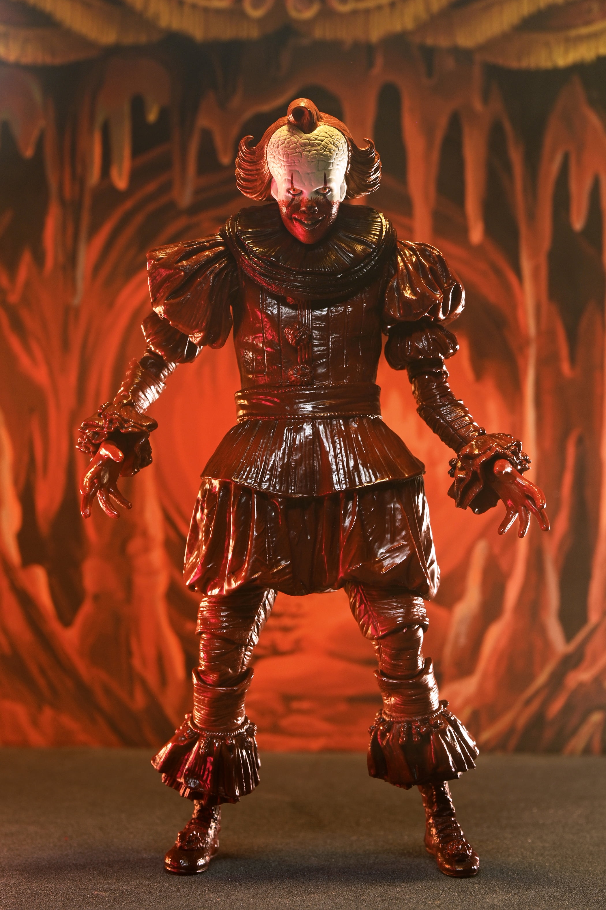 Welcome to Derry - 7" Scale Action Figure - Ultimate Blood Pennywise