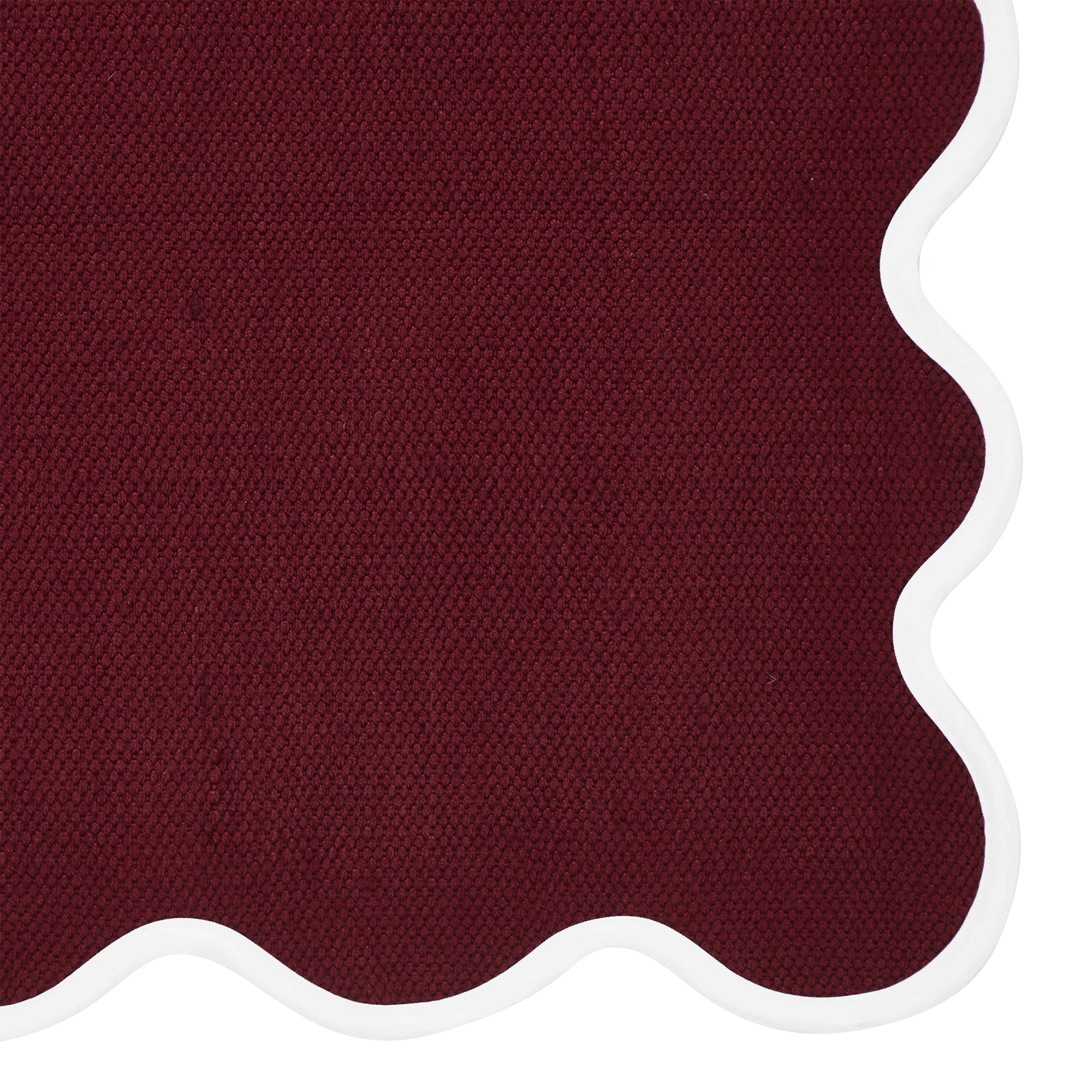 My Texas House Red Scallop Indoor/Outdoor Layering Rug, 24" x 38"