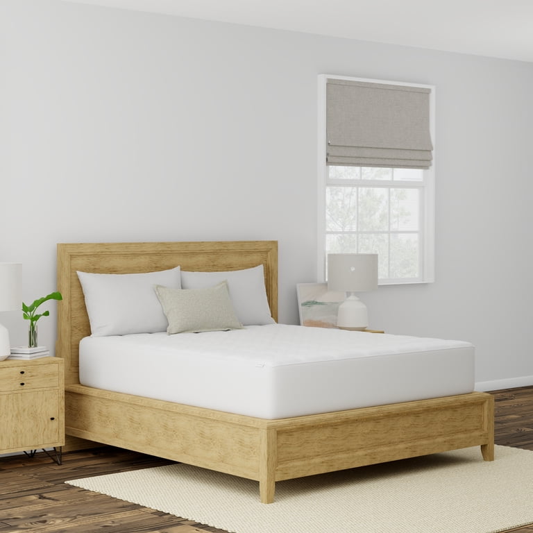 AllerEase Ultimate Queen Mattress Pad with Allergy Protection photo 8