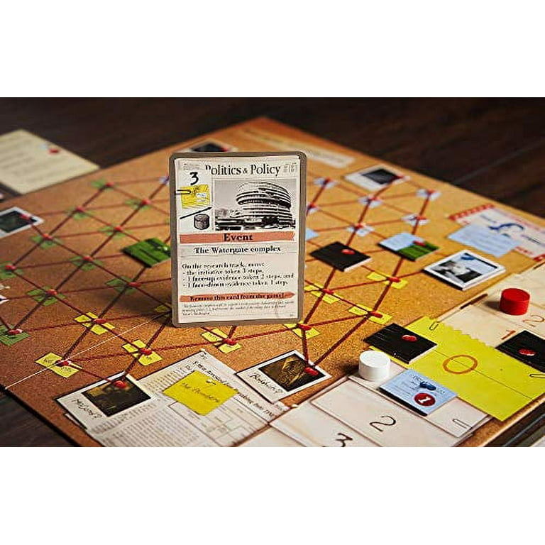  Capstone Games: Watergate, Strategy Board Game, History of  Watergate Included with Game, 2-Player Game of The Year 2019, Ages 12 and  Up, Cover Color May Vary : Toys & Games