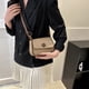thumbnail image 4 of Bolso de hombro de cuero artificial para uso diario, de nueva tendencia, de moda, sencillo, para uso informal, de color caqui oscuro, 4 of 5