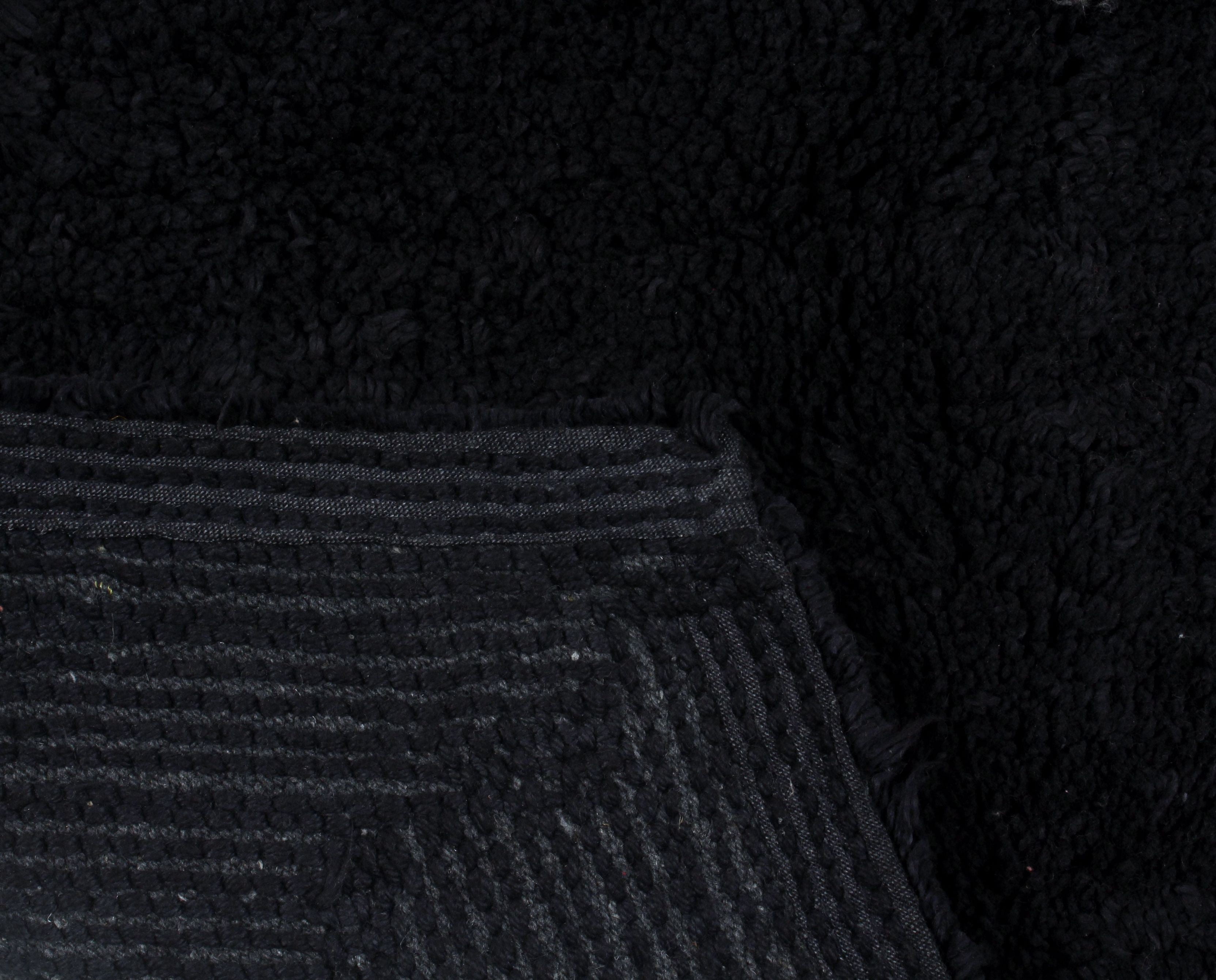Home Weavers Waterford Collection 100% Cotton Non-Slip Bathroom Rug Set Machine Washable Bathroom Rug-17"x24", Bath Rug- 21"x34", Runner- 22"x60", Black Color 3 Piece Bath Rug set