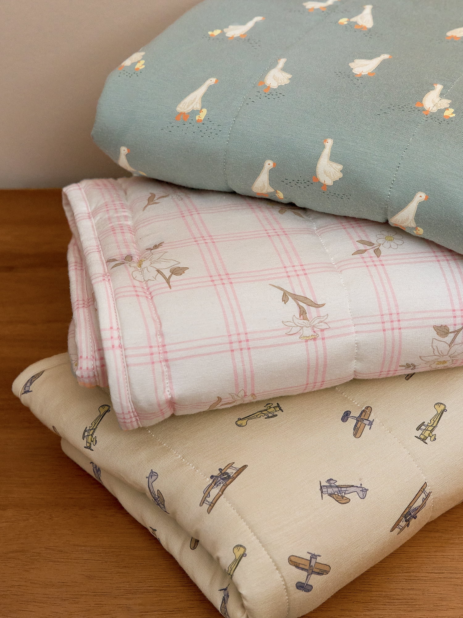 Modern Moments by Gerber Baby Neutral Super Soft Quilted Blanket, Mauve, One Size