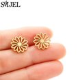 thumbnail image 1 of Pendientes bohemios de flor de cerezo para mujer, joyería de moda, Pendientes de tuerca de flor rosa de acero inoxidable, Piercing de oreja de fiesta, 1 of 2