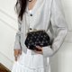 thumbnail image 3 of Bolso de mano de noche para mujer bolso elegante con patrón de corazón para bodas (negro), 3 of 8